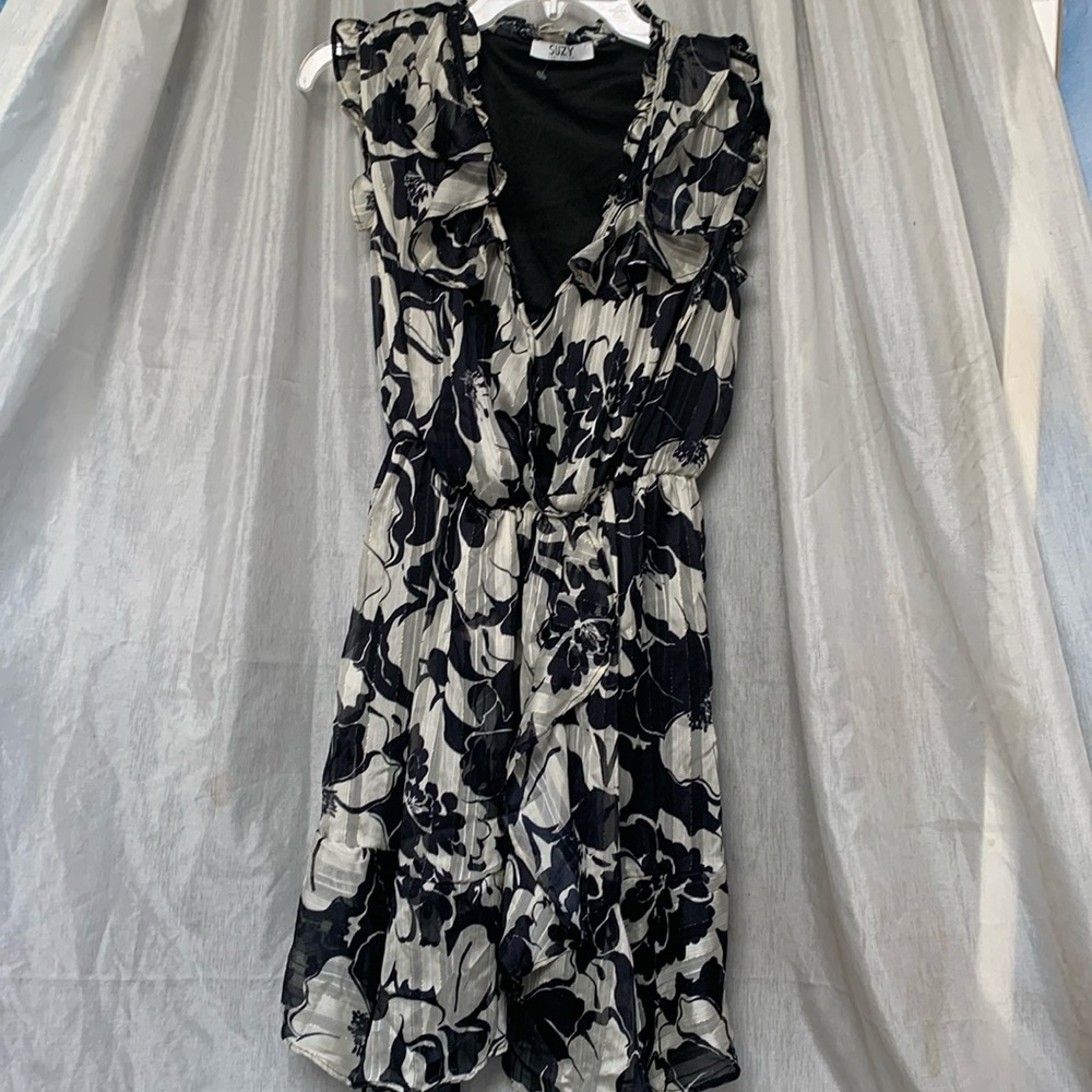 Suzy floral dress